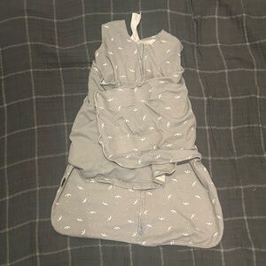 Halo Sleepsack Swaddle in Sage Green with White Bird Print